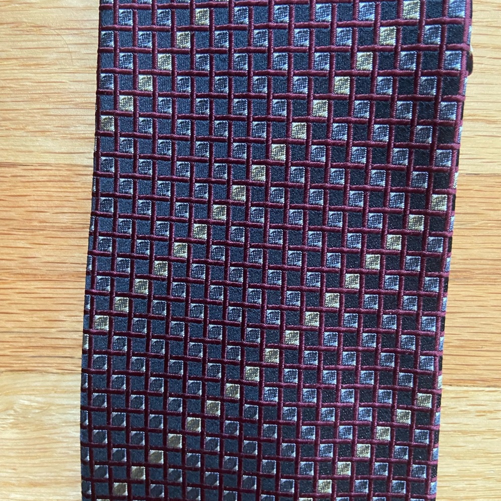 Format ties - Picture 2 of 6